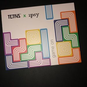 TETRIS x ipsy palette